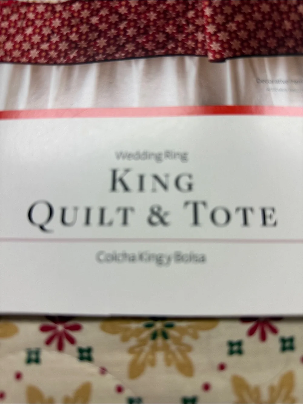 Better Homes And Gardens christmas Wedding Ring King Quilt with Tote